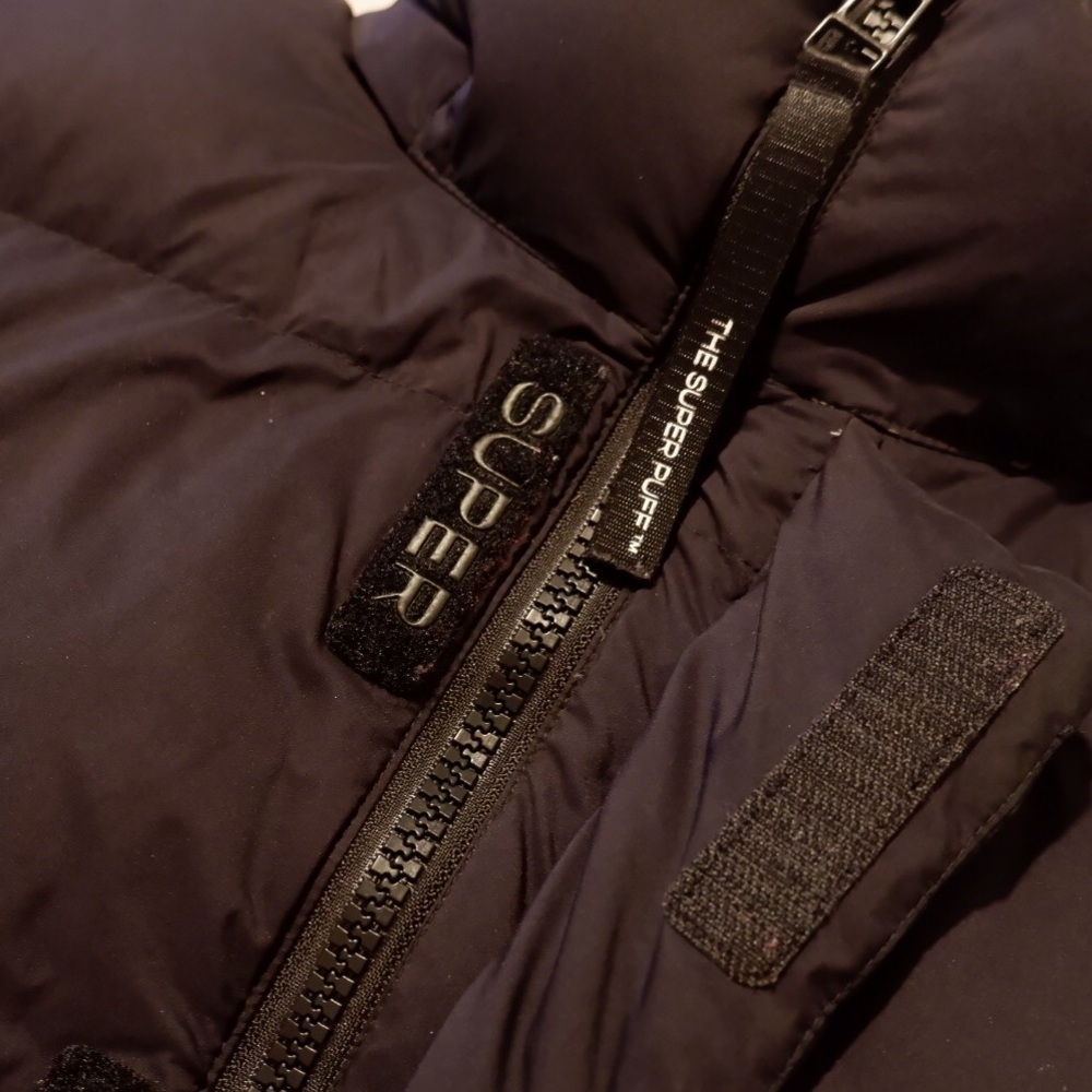 ARITZIA BLACK Super Duper Puff - Picture 6 of 15